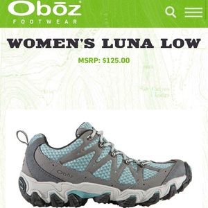 Never been worn Oboz Luna Low